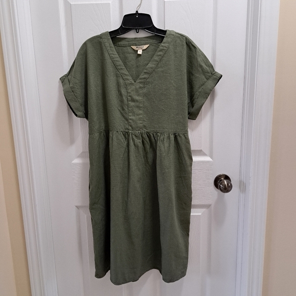 NWOT Briggs New York Greenl Linen Dress Small V-neck Short Sleeved - Picture 4 of 14
